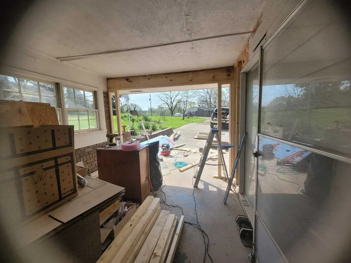 Air movers and dehumidifier for Water Mitigation Services in Sulphur Springs